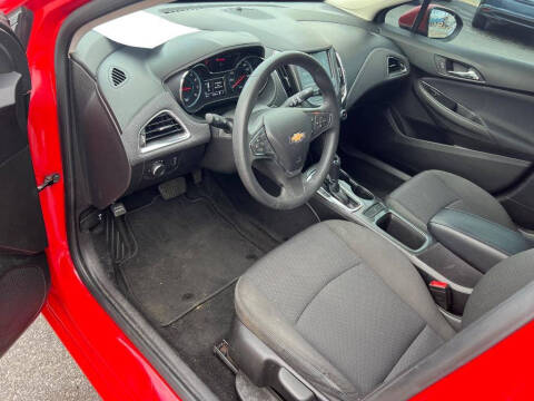 2018 Chevrolet Cruze LT Auto