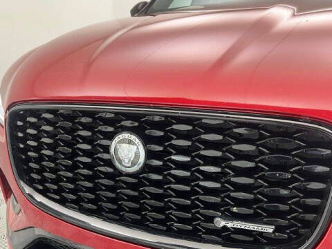 2024 Jaguar F-PACE P250 R-Dynamic S