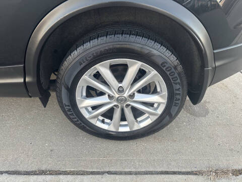 2018 Nissan Rogue Sport SV