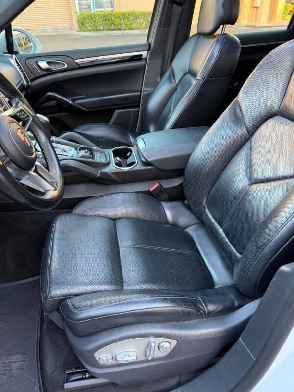 2015 Porsche Cayenne S