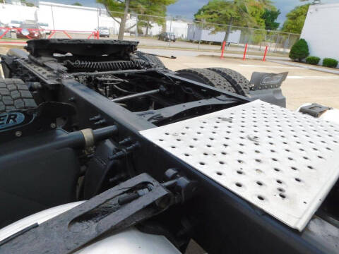 2015 Freightliner Cascadia