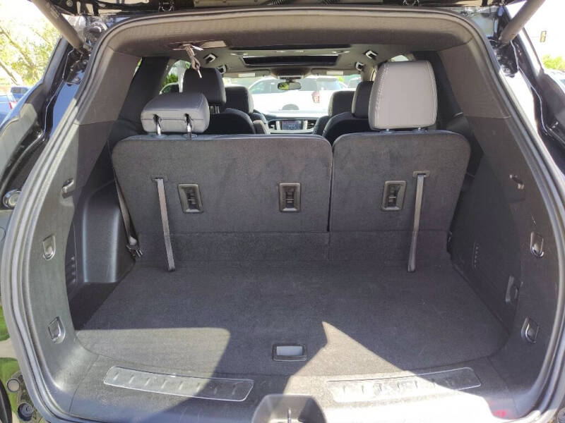 2023 Buick Enclave Essence