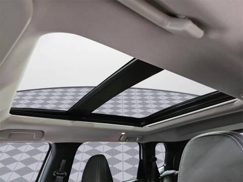 2025 Mitsubishi Outlander PHEV SE