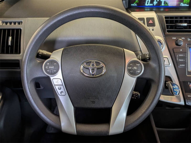 2012 Toyota Prius v Two