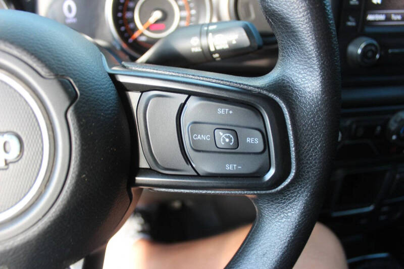 2020 Jeep Gladiator Sport