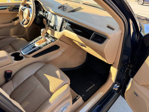 2016 Porsche Macan S