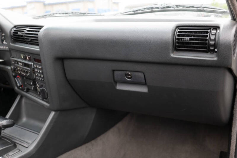 1989 BMW 3 Series 325i