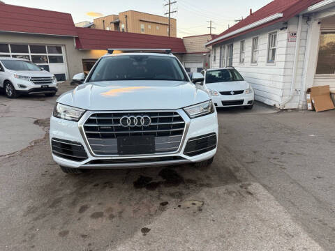 2020 Audi Q5 quattro Titanium Premium 45 TFSI