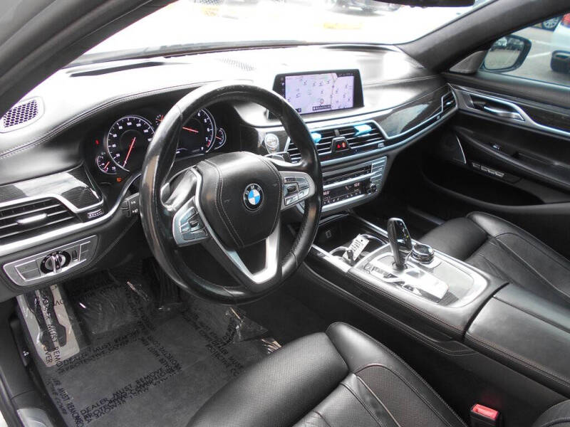 2016 BMW 7 Series 750i