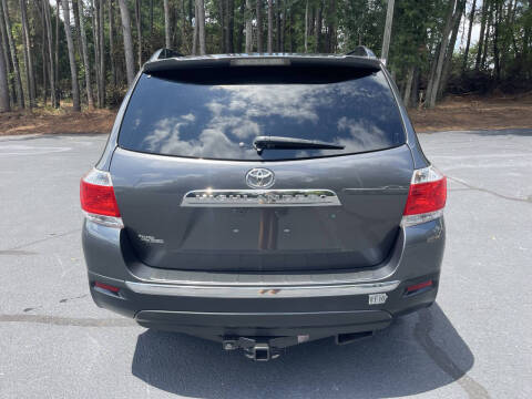 2013 Toyota Highlander SE