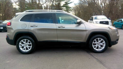 2016 Jeep Cherokee for sale at Mark's Discount Truck & Auto in Londonderry NH