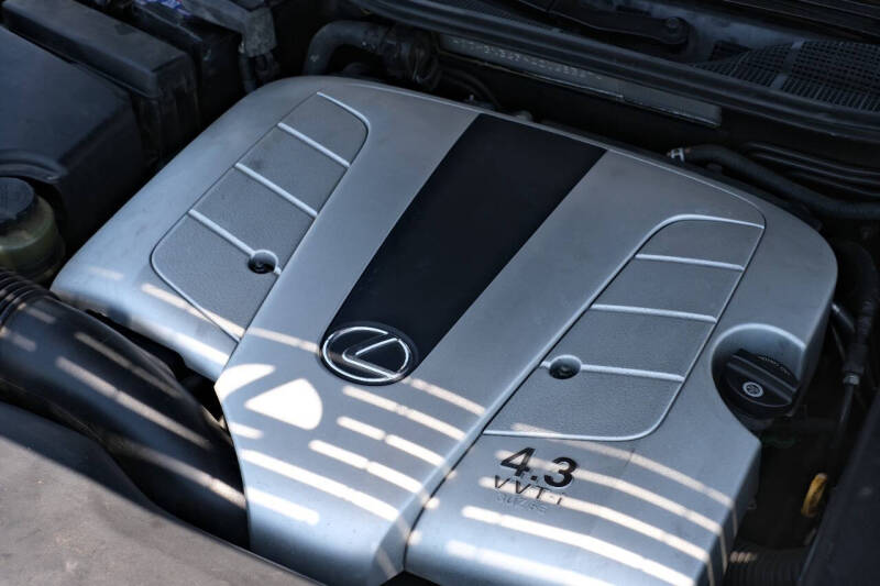 2004 Lexus LS 430