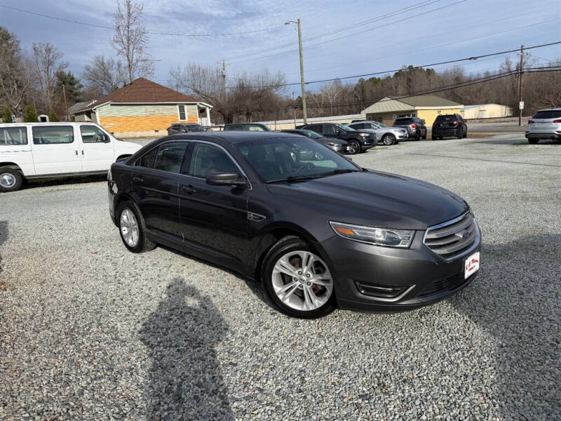 2017 Ford Taurus SEL