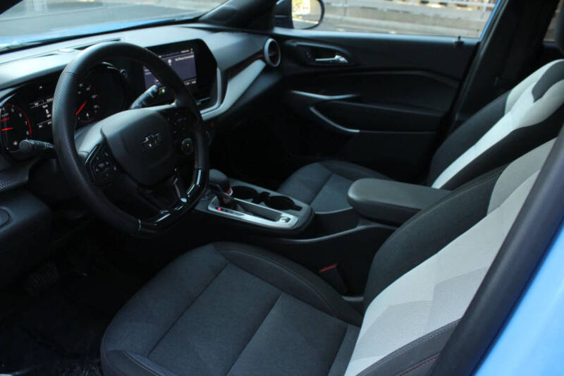 2024 Chevrolet Trax RS