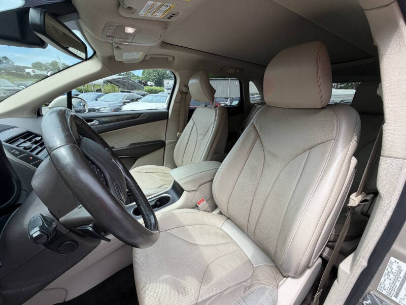 2017 Lincoln MKC Reserve