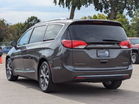 2017 Chrysler Pacifica Limited