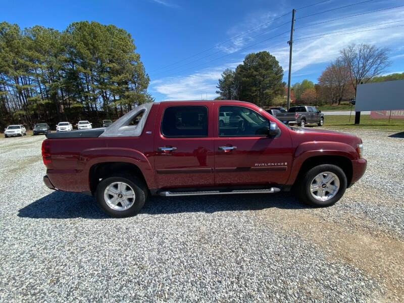 2008 Chevrolet Avalanche For Sale In Homer, GA