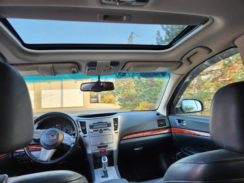 2010 Subaru Outback 2.5i Limited