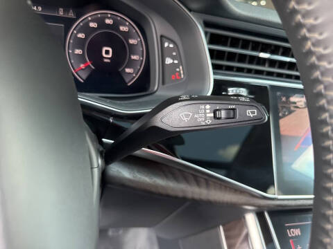 2019 Audi Q8 quattro Premium 55 TFSI