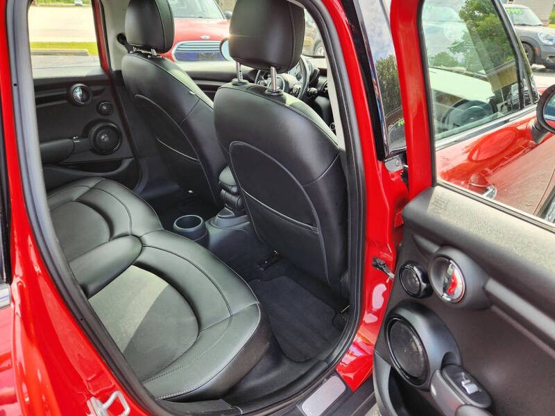 2015 MINI Hardtop 4 Door Cooper