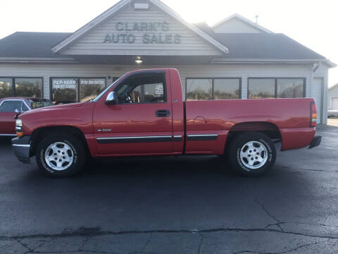 1999 Chevrolet Silverado 1500 for sale at Clarks Auto Sales in Middletown OH