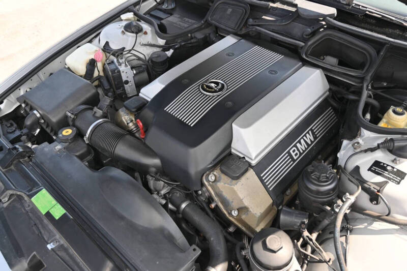 1999 BMW 7 Series 740i