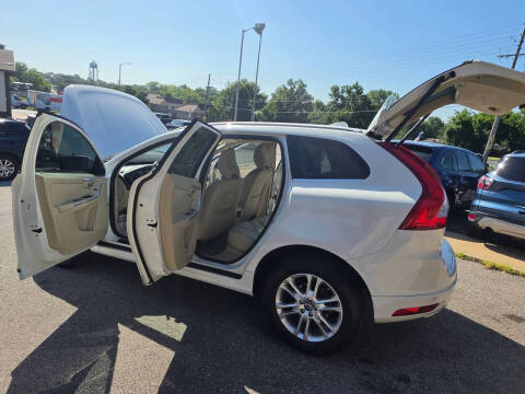 2015 Volvo XC60 T5 Drive-E Premier