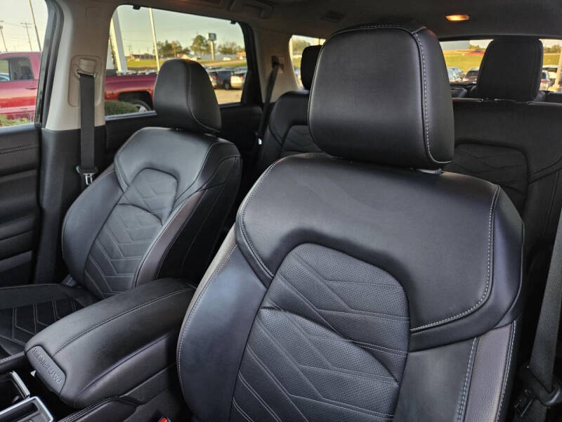 2024 Nissan Pathfinder Platinum