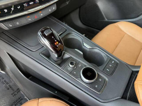 2024 Cadillac XT4 Sport