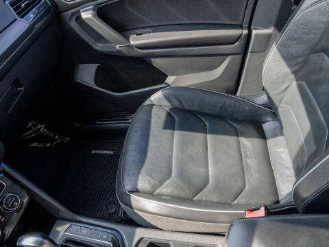 2018 Volkswagen Tiguan 2.0T SEL Premium