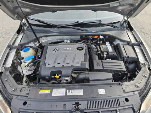2014 Volkswagen Passat 2.0L TDI SEL Premium