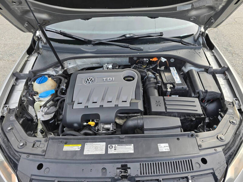 2014 Volkswagen Passat 2.0L TDI SEL Premium
