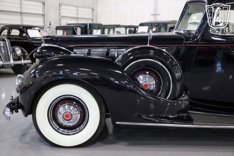 1938 Packard Super Eight