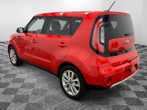 2019 Kia Soul +