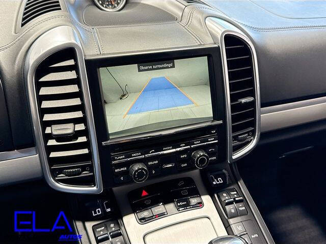 2016 Porsche Cayenne GTS