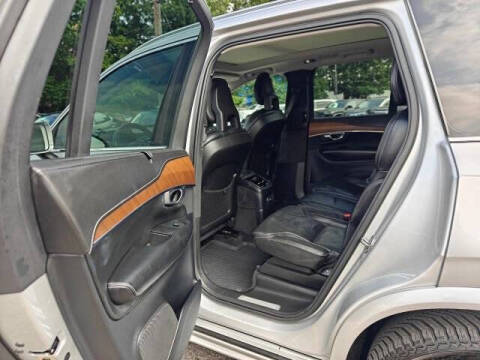 2017 Volvo XC90 T8 eAWD Inscription