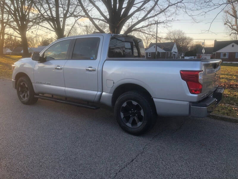 2019 Nissan Titan SV
