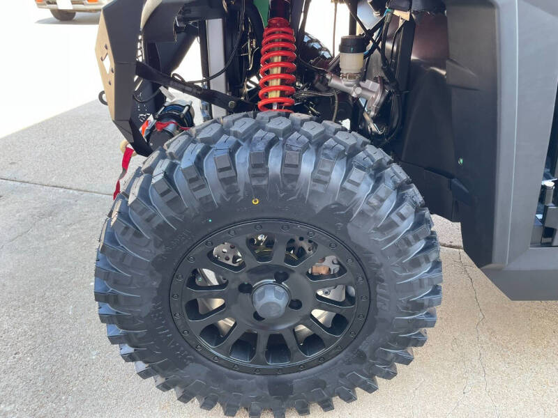 Bad Boy Bandit 750 EPS 4X4 Crew Cab