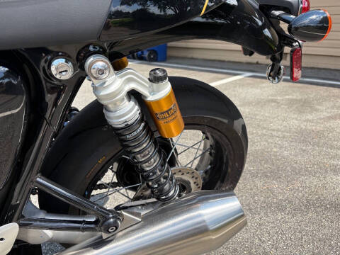 2024 Triumph Thruxton