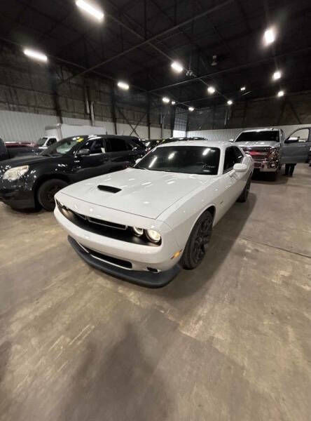 2019 Dodge Challenger for sale at EGM Auto in Midwest City OK