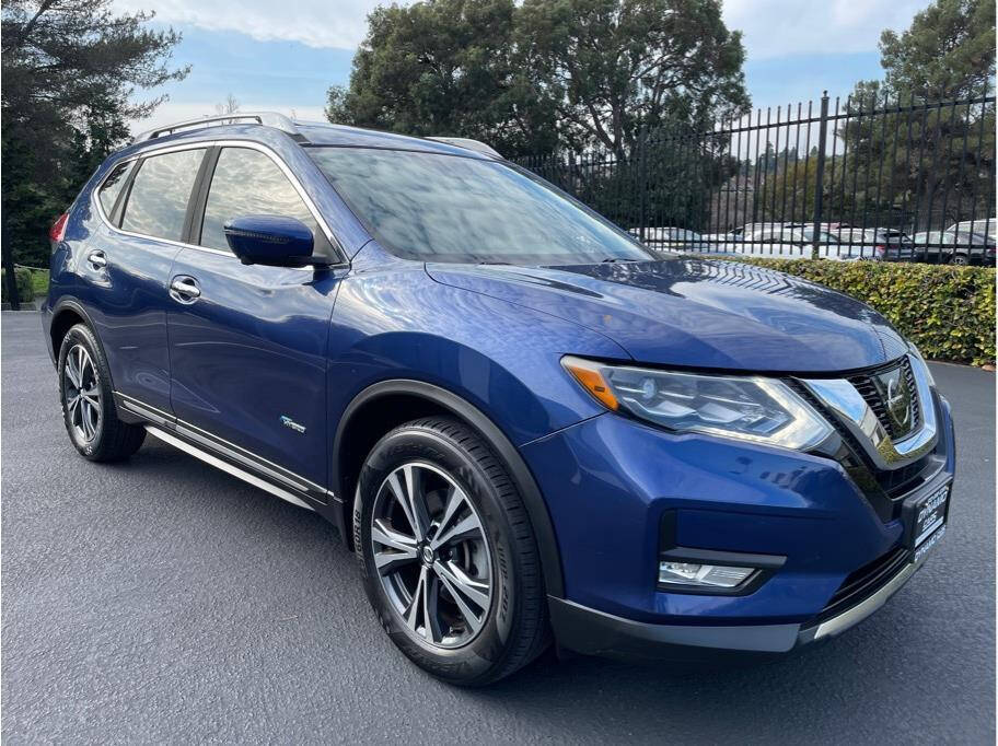 used nissan rogue hybrid