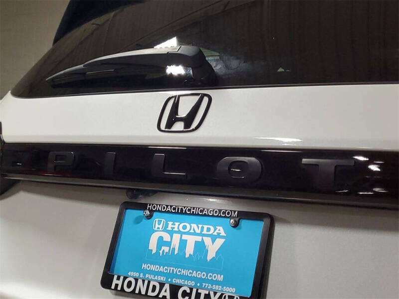 2025 Honda Pilot Black Edition