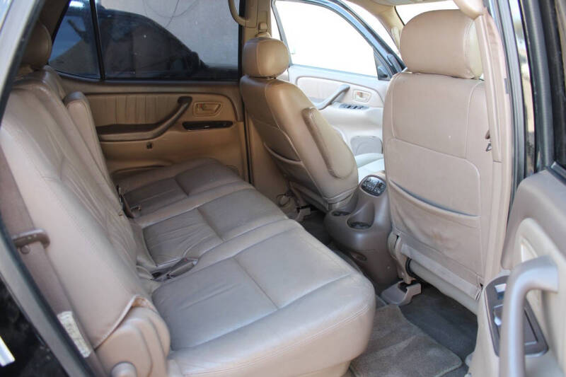 2003 Toyota Sequoia Limited