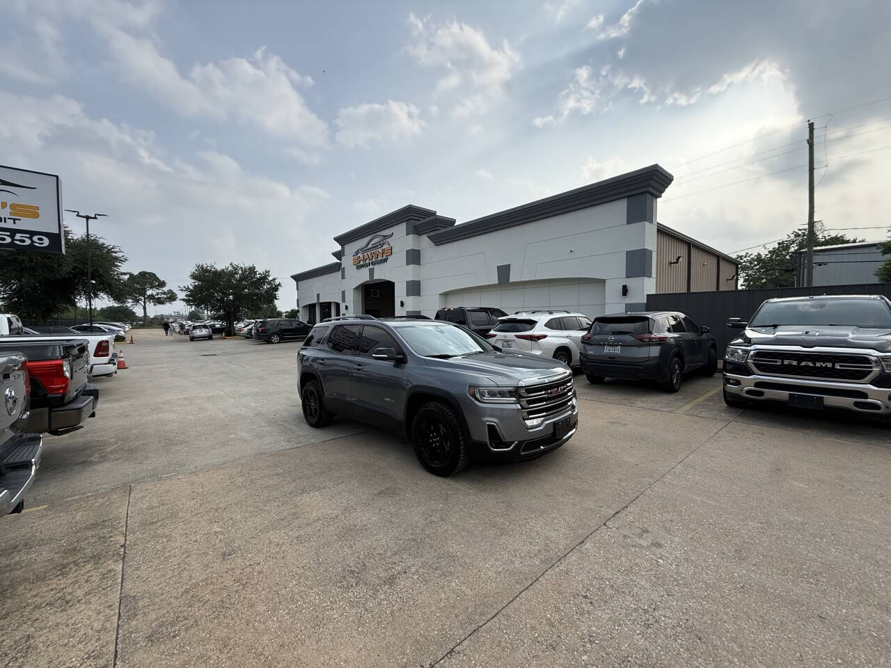 Gray 2021 GMC Acadia AT4 4x4 AT4 4dr SUV 48
