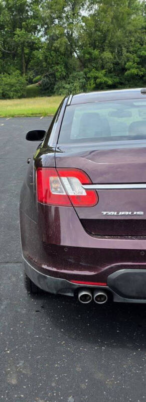 2011 Ford Taurus SEL
