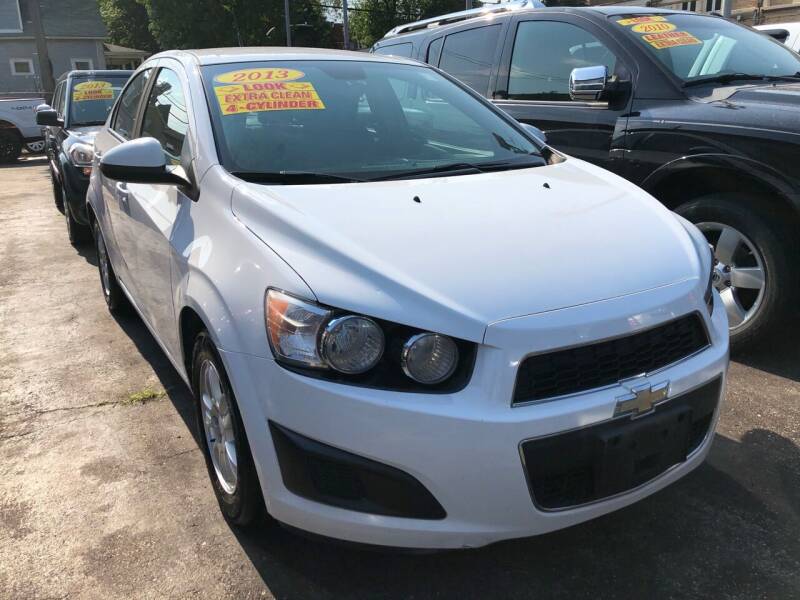 2013 Chevrolet Sonic for sale at Jeff Auto Sales INC in Chicago IL