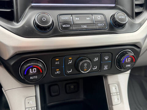 2017 GMC Acadia SLT-1