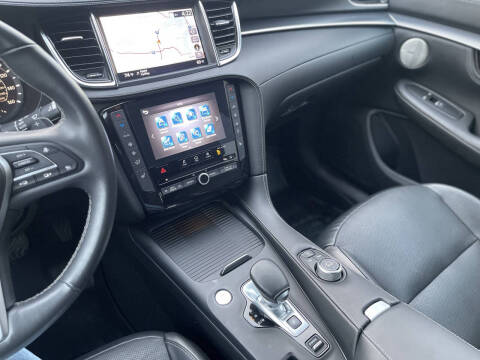 2022 Infiniti QX55 Essential