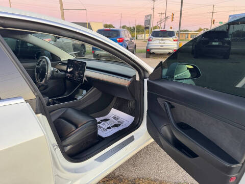 2020 Tesla Model 3 Long Range