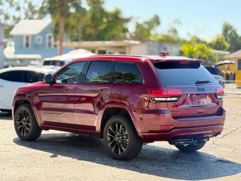 2018 Jeep Grand Cherokee Altitude